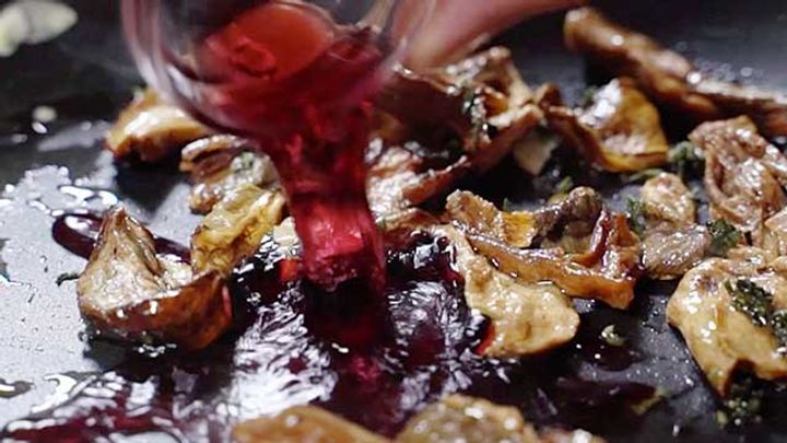 Pasta alla boscaiola | Ricetta Chef in Camicia