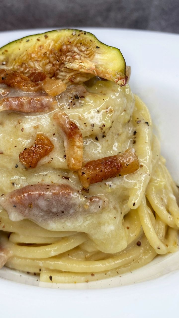 Pasta alla gricia con fichi Ricetta Chef in Camicia
