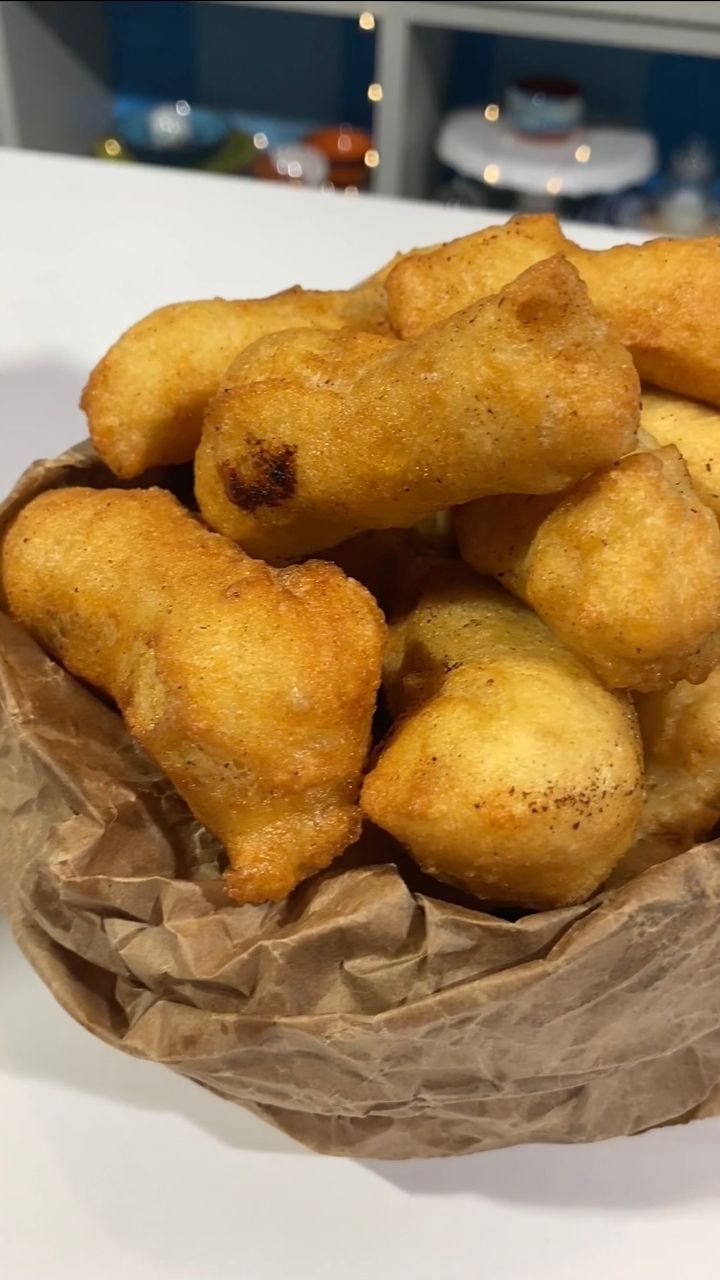 Crispelle siciliane alle alici in salsa piccante | Ricetta Chef in Camicia