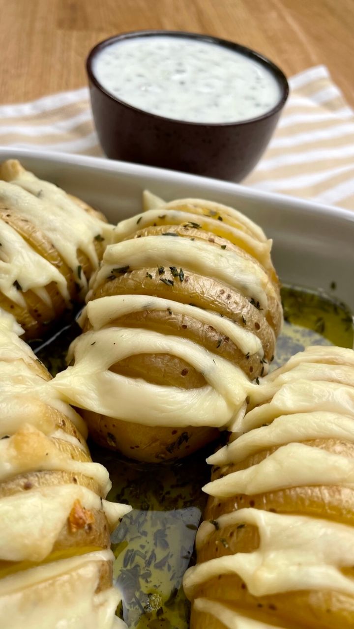 Patate al forno con formaggio Ricetta Chef in Camicia